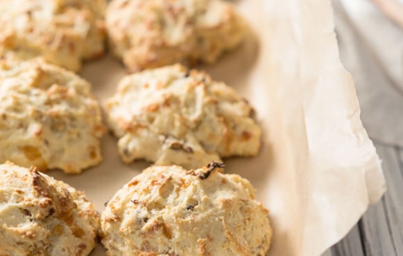 Roasted Garlic and Cheddar Biscuits